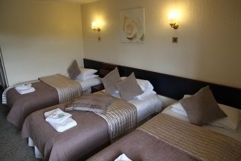 The Stuffed Dormouse Hotel Newport  Bagian luar foto