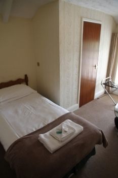 The Stuffed Dormouse Hotel Newport  Bagian luar foto